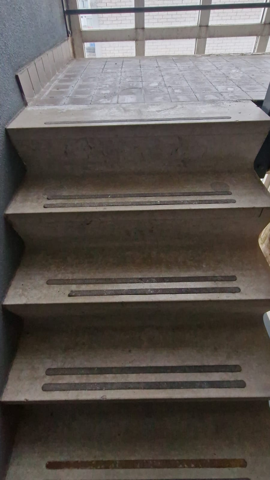 Kantoor- en winkelcomplex Reigersbos – Amsterdam
